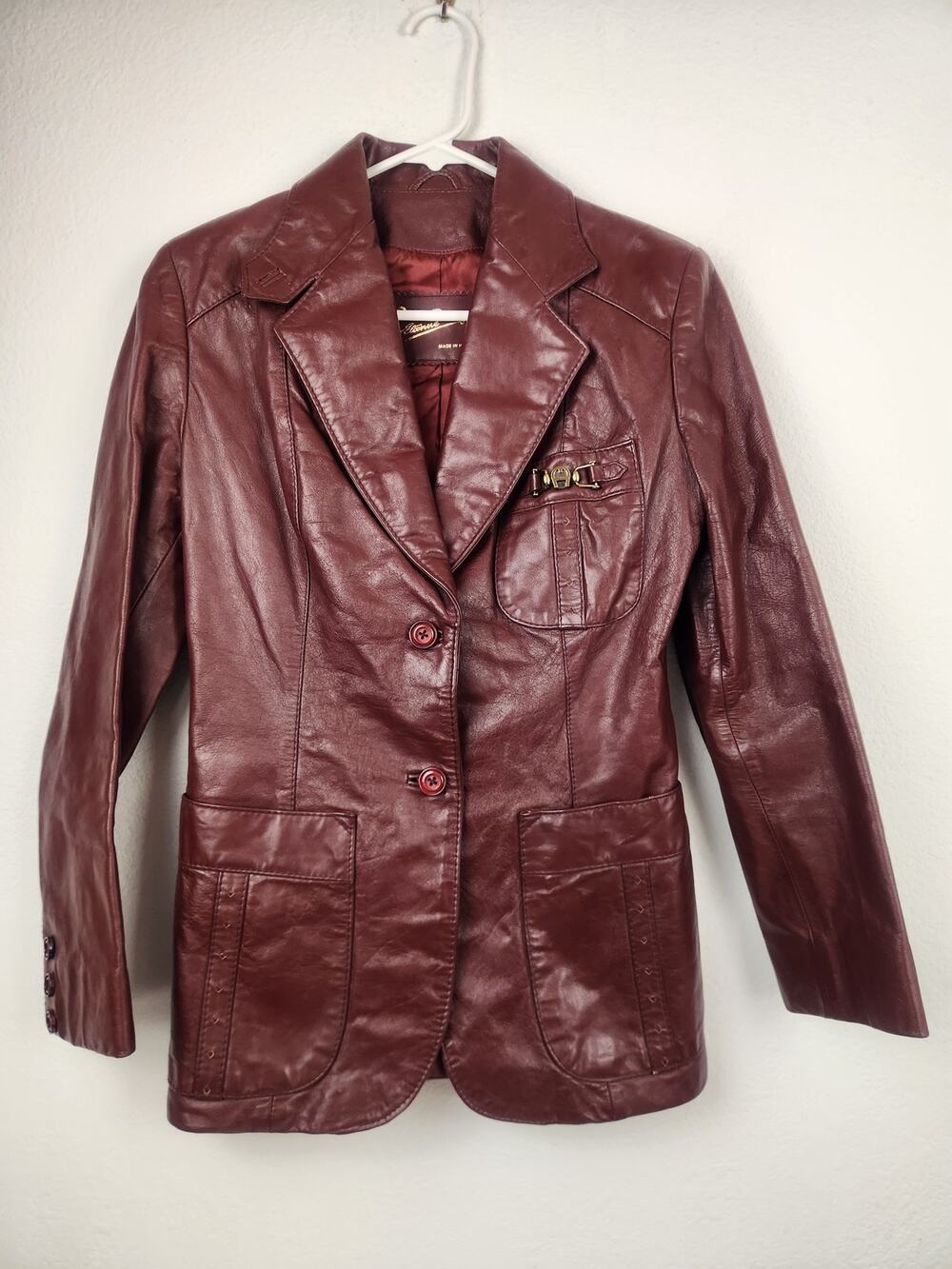 Vintage Etienne Aigner Women's Leather Jacket Burgundy Size 8 2 Button